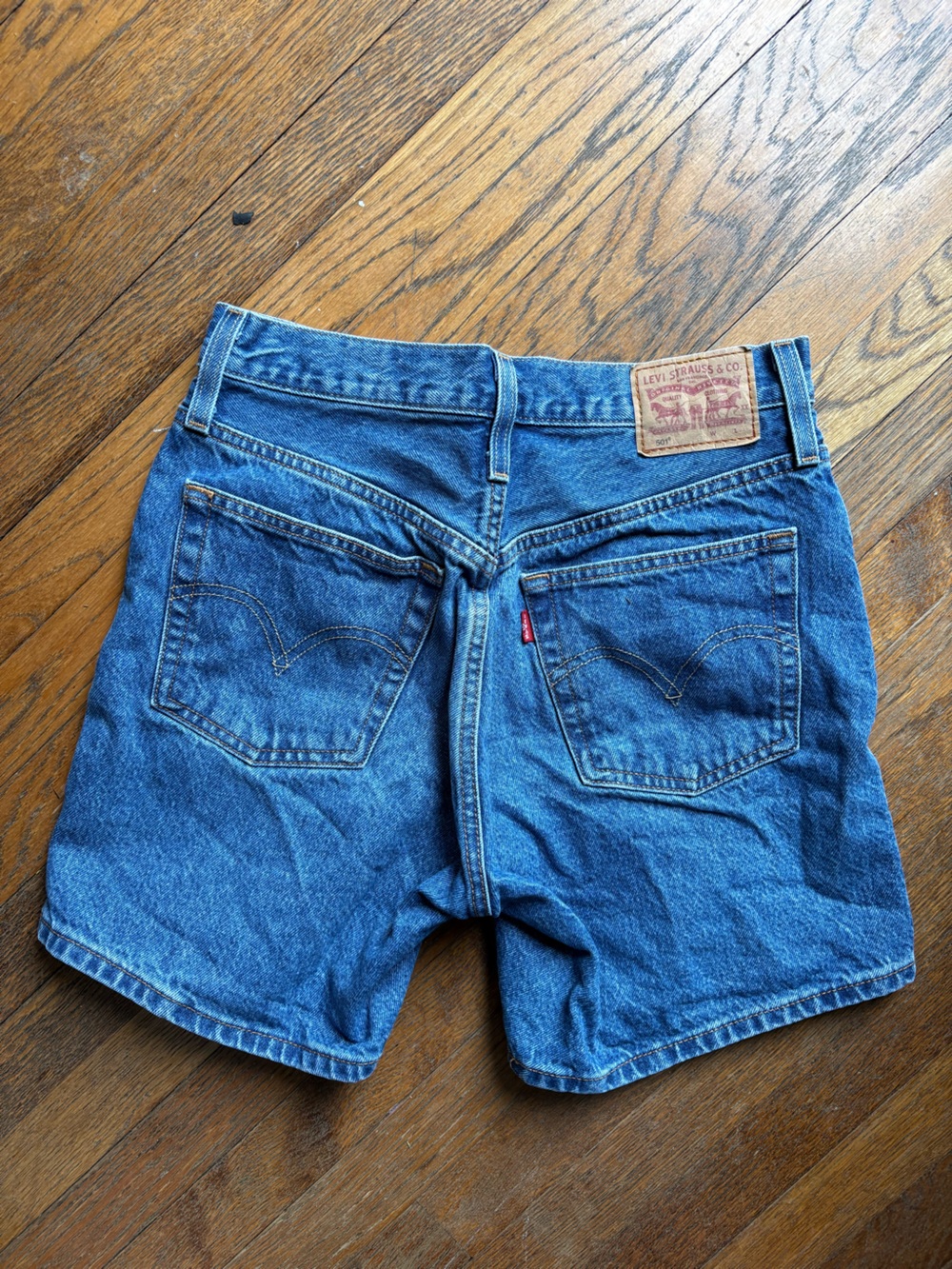 Levi 501 High Rise Denim Jean Shorts - Picture 2 of 6